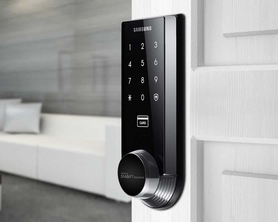 Lumiere Evergreen bàn giao căn hộ với khóa cửa cảm ứng Samsung