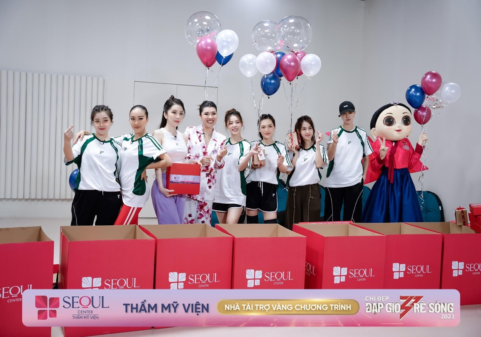 Thẩm mỹ viện Seoul Center là đơn vị bảo trợ nhan sắc, đồng hành cùng Chị Đẹp Đạp Gió Rẽ Sóng 2023 