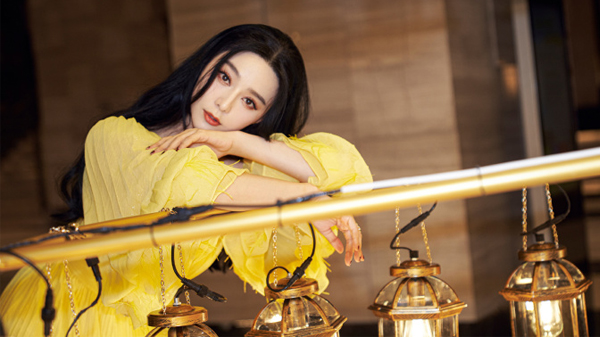 Lộ dấu vết bất thường trên cơ thể của Phạm Băng Băng - Ảnh 2