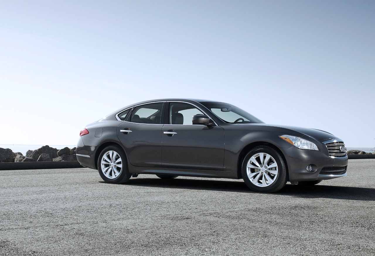 5 mẫu xe sedan hạng sang cũ dưới 700 triệu đồng được nhiều người tranh nhau mua - Ảnh 3