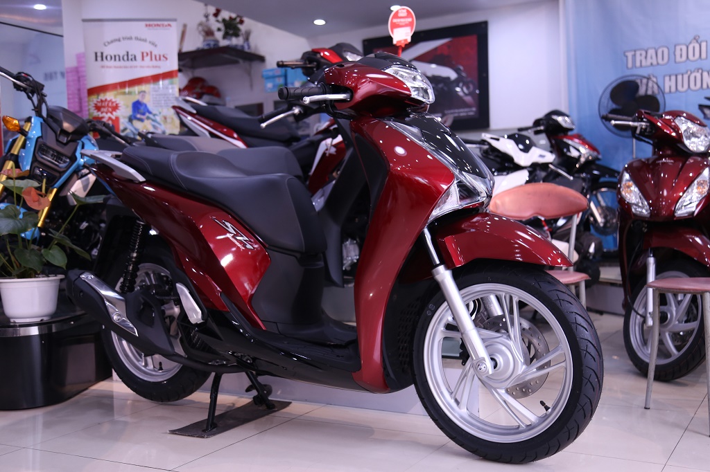 Nối gót Honda Vision, Honda SH lại 'quay đầu' vọt tăng mạnh sau khi giảm sâu - Ảnh 2 Nối gót Honda Vision, Honda SH lại 'quay đầu' vọt tăng mạnh sau khi giảm sâu - Ảnh 2
