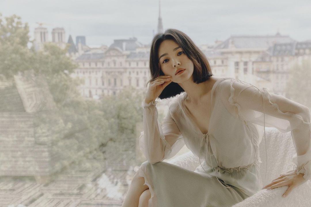 Soi cận nhan sắc từng milimet ở tuổi 41 của Song Hye Kyo khiến netizen trầm trồ - Ảnh 1 Soi cận nhan sắc từng milimet ở tuổi 41 của Song Hye Kyo khiến netizen trầm trồ - Ảnh 1