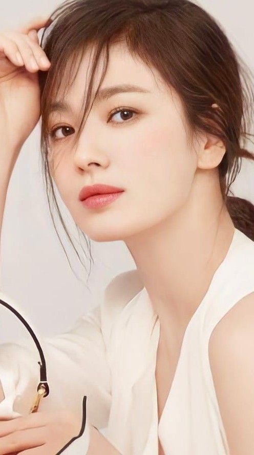 Song Hye Kyo là ngoại lệ của showbiz Hàn - Ảnh 2