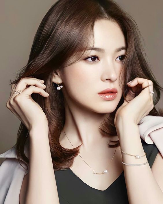 Song Hye Kyo là ngoại lệ của showbiz Hàn - Ảnh 1