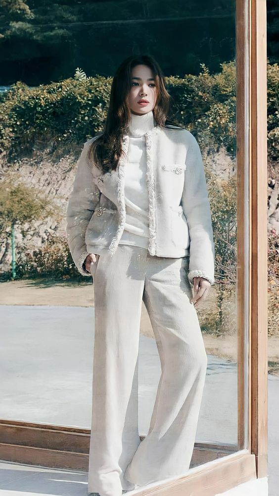 Song Hye Kyo là ngoại lệ của showbiz Hàn - Ảnh 10