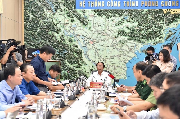 Phó Thủ tướng Lê Văn Thành chủ trì cuộc họp. (Ảnh: Dân trí)