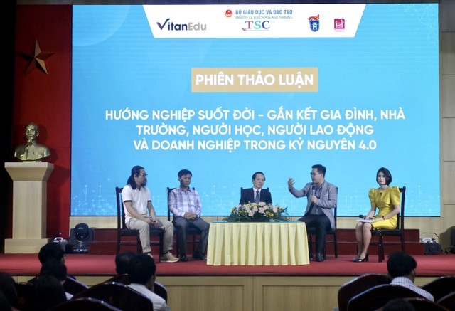 Có một vài thông tin sai trong diễn đàn vừa qua. Có một vài thông tin sai trong diễn đàn vừa qua.