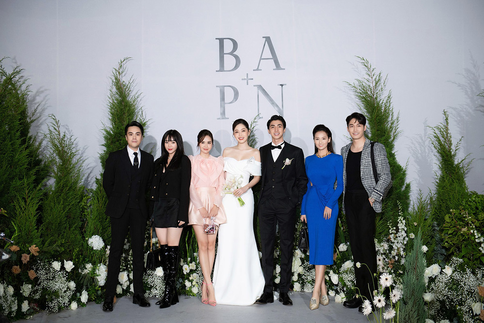 Đình Tú tham dự lễ cưới của Bình An - Phương Nga. Ảnh FBNV