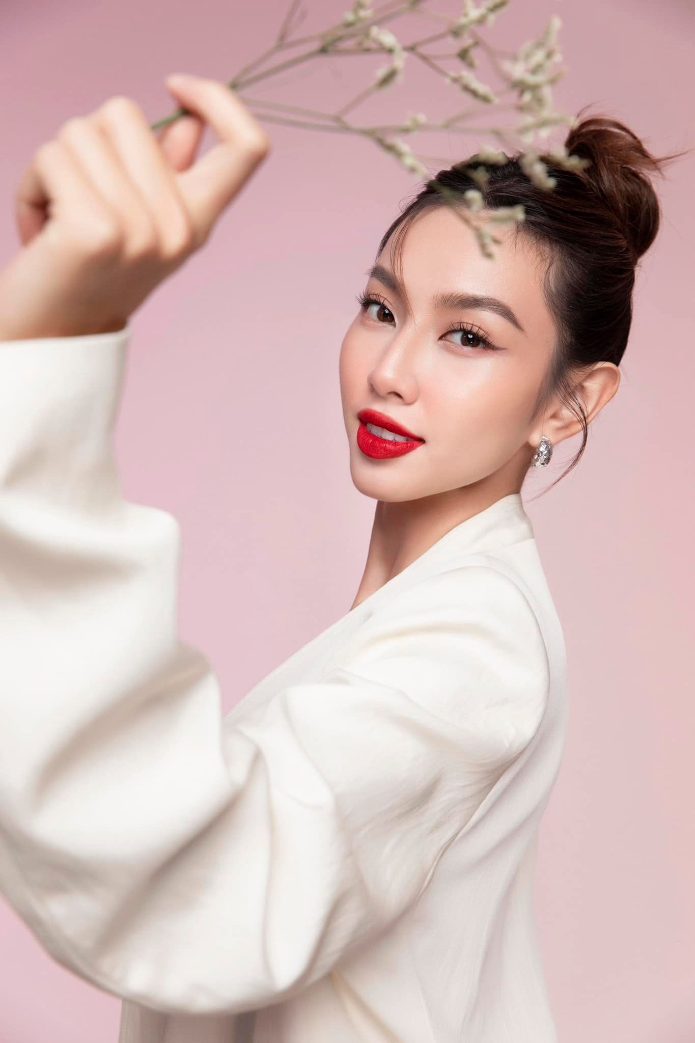 Hoa hậu Thùy Tiên hiếm khi chia sẻ về người thân trong gia đình. Ảnh internet