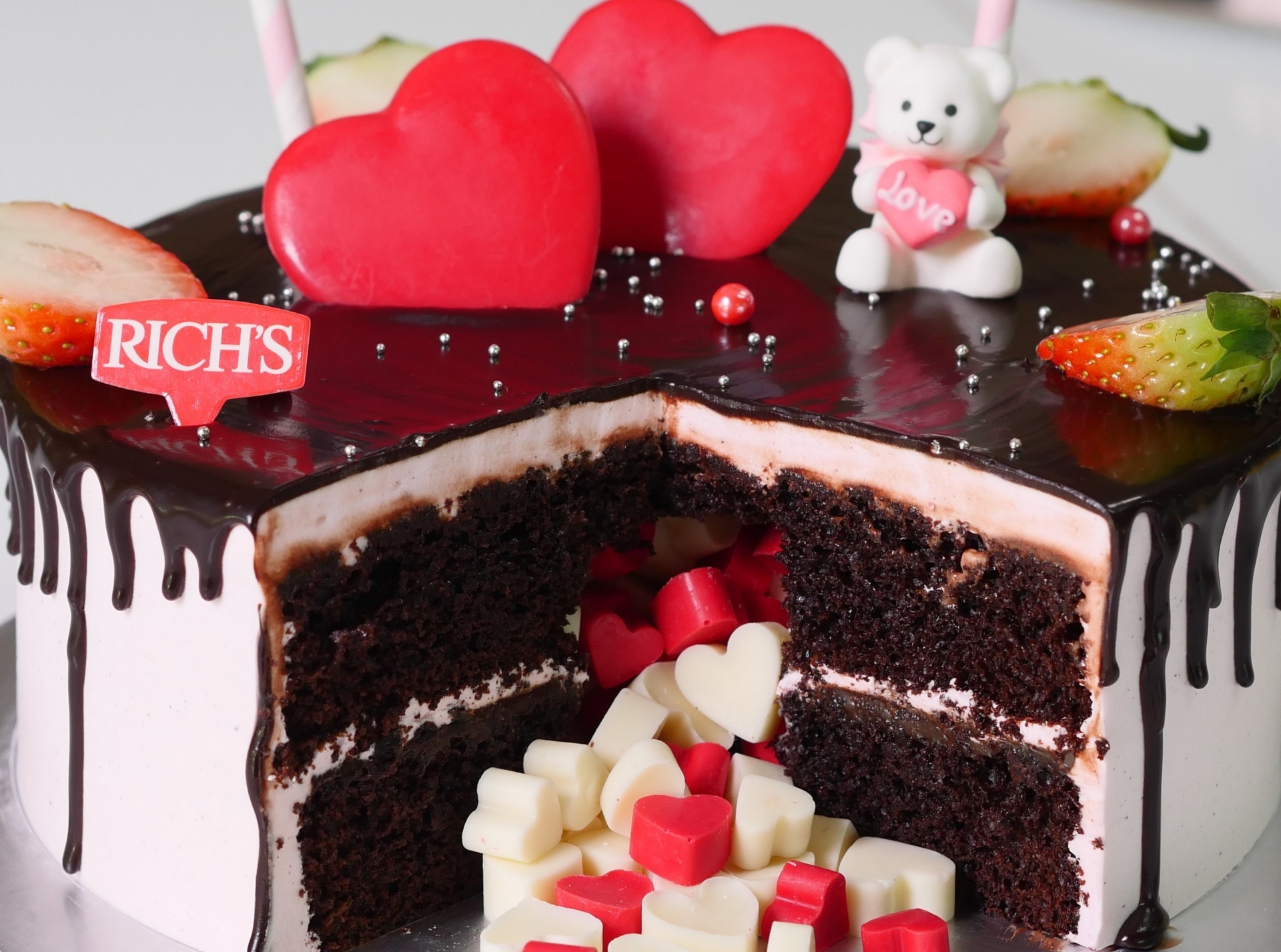 Tuyệt đối tránh ăn sử dụng những thực phẩm này khi uống nước ngọt có gas - Ảnh 4