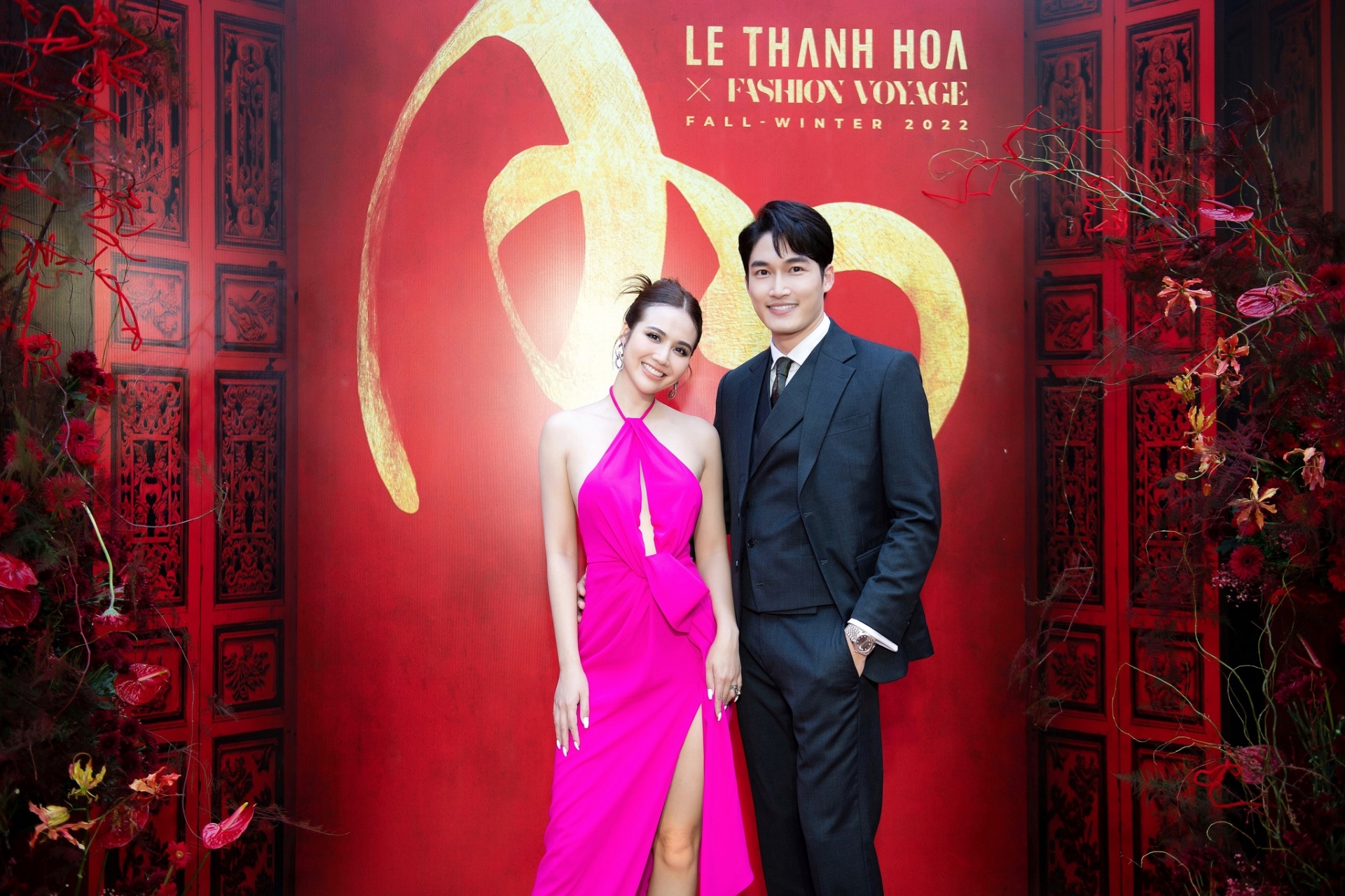 Cặp đôi nhận được nhiều lời khen về nhan sắc. Ảnh FBNV