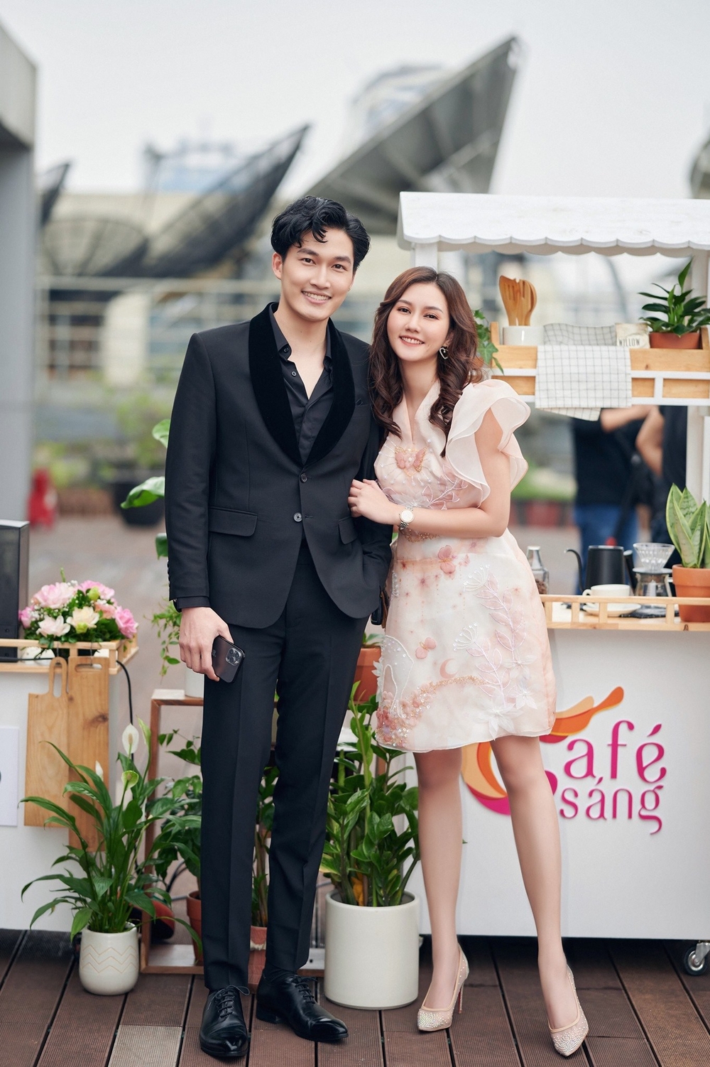 Đình Tú và Hương Giang thời còn mặn nồng. Ảnh FBNV