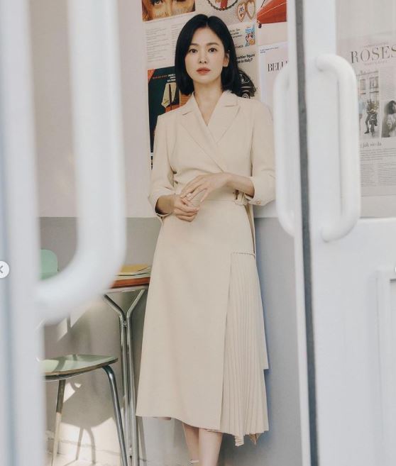 Bóc trần nhan sắc thật ở tuổi 41 của Song Hye Kyo: Liệu có còn xứng danh 'Ngọc nữ'? - Ảnh 4 Bóc trần nhan sắc thật ở tuổi 41 của Song Hye Kyo: Liệu có còn xứng danh 'Ngọc nữ'? - Ảnh 4