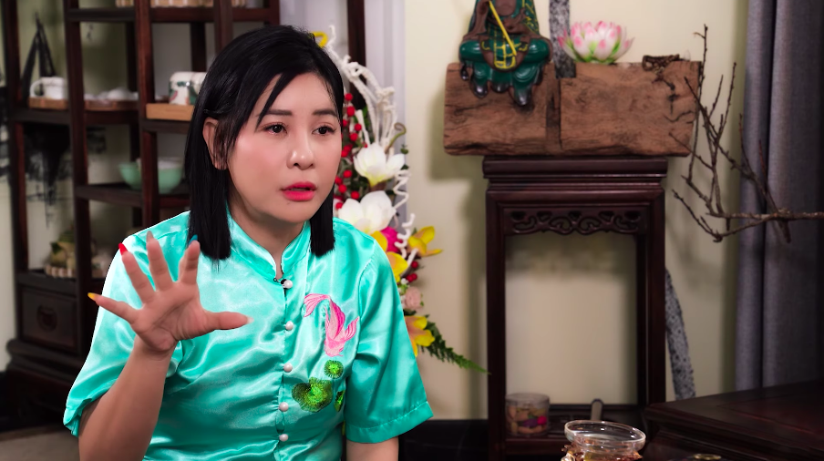 Cát Phượng bất ngờ khoe ảnh mặc váy cô dâu, hứa sẽ gửi thiệp đến mọi người sau hơn 1 năm chia tay Kiều Minh Tuấn - Ảnh 1