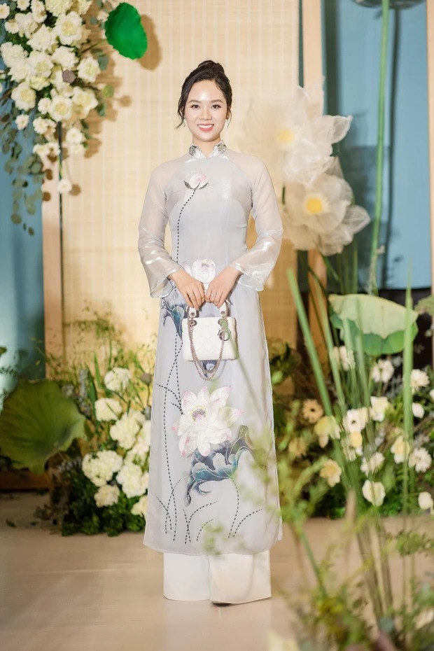 Hoa hậu Mai Phương gây xốn xang với nhan sắc xinh đẹp. Hoa hậu Mai Phương gây xốn xang với nhan sắc xinh đẹp.