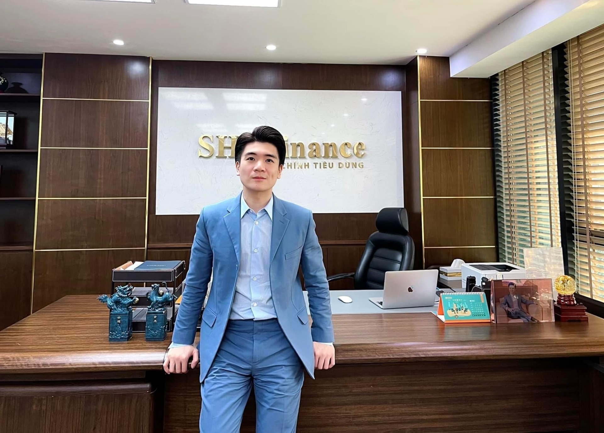 Anh chồng Đỗ Mỹ Linh khoe ảnh trong phòng tắm khiến hội chị em 'đỏ mặt' - Ảnh 1