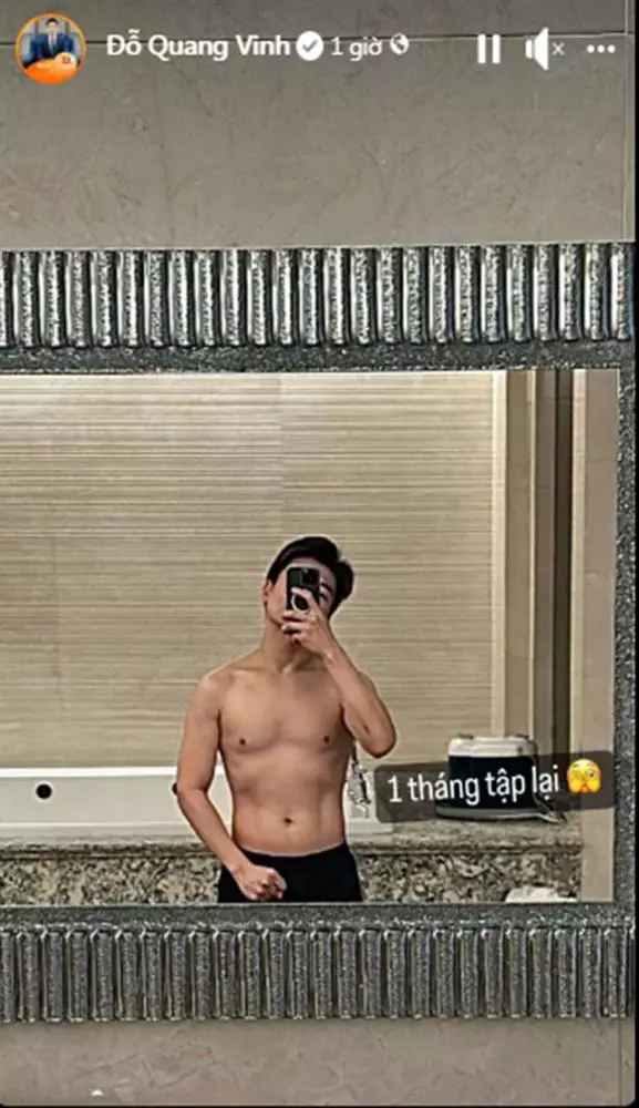 Đỗ Quang Vinh khoe ảnh trong phòng tắm khiến hội chị em 'đỏ mặt'. Ảnh chụp màn hình Đỗ Quang Vinh khoe ảnh trong phòng tắm khiến hội chị em 'đỏ mặt'. Ảnh chụp màn hình