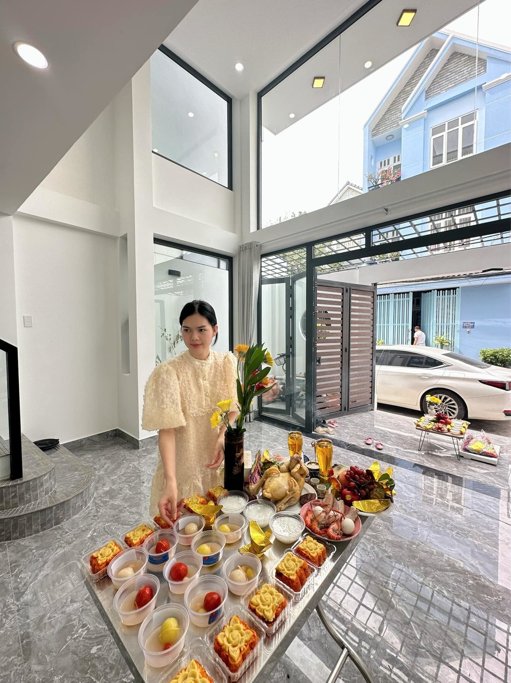 Ngọc Trinh khoe về nhà mới. Ảnh FBNV