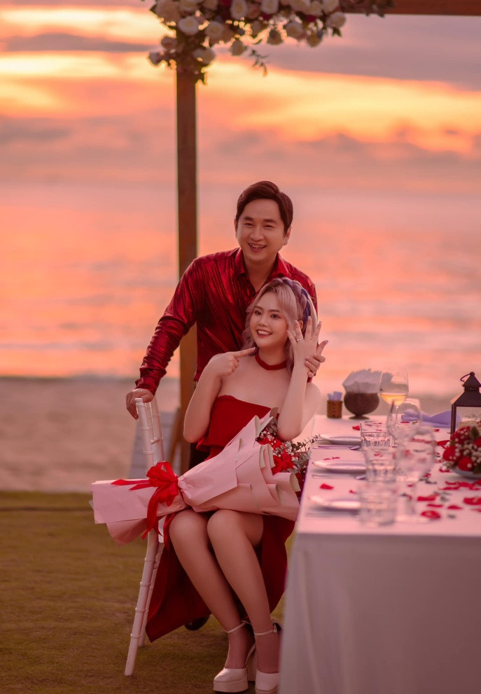 Bằng Cường đã cầu hôn Bảo Anh. Ảnh FBNV Bằng Cường đã cầu hôn Bảo Anh. Ảnh FBNV