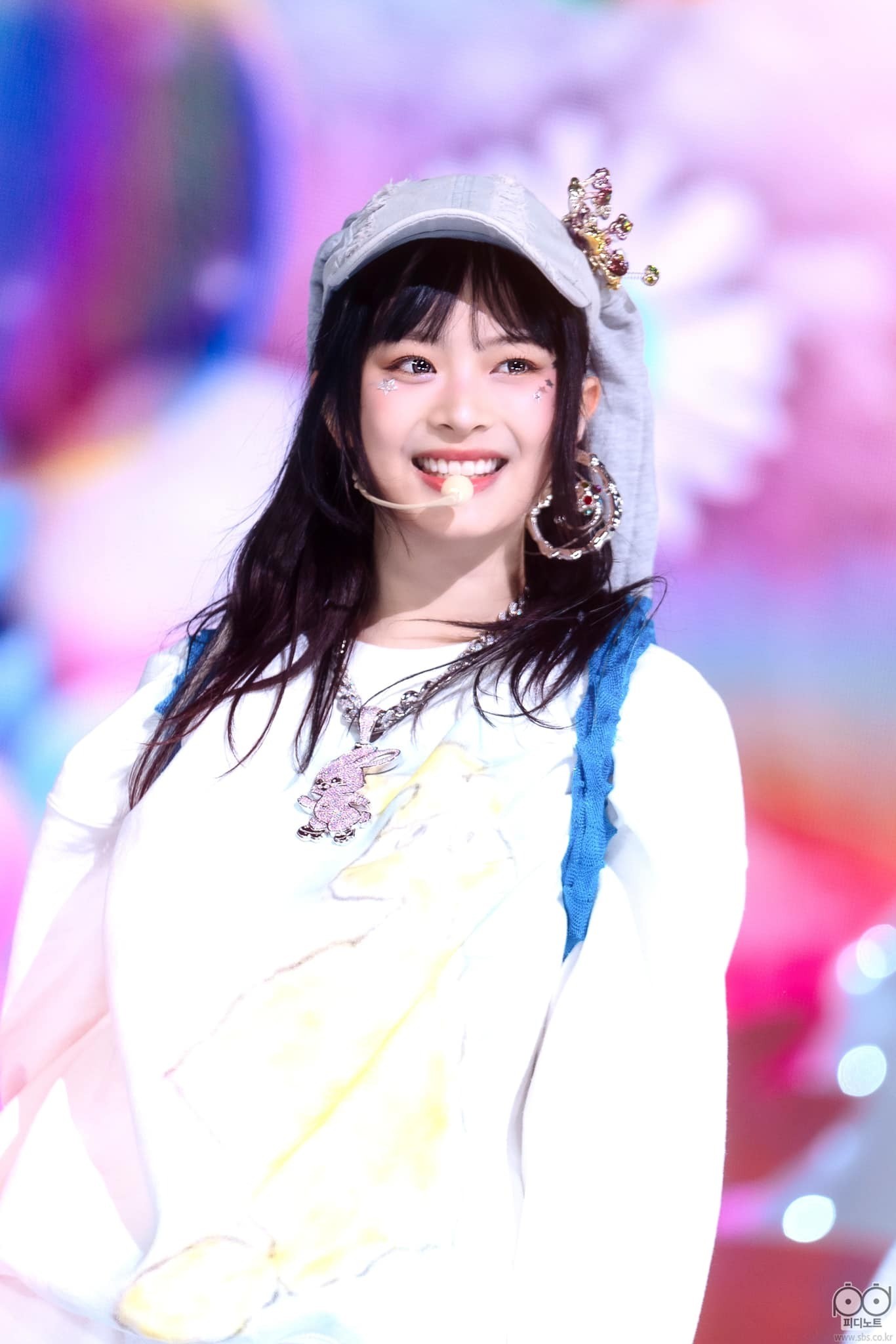 Nữ idol Kpop gốc Việt Hanni (NewJeans) là ai? Tiểu sử, đời tư và sự nghiệp ca sĩ Hanni - Ảnh 12