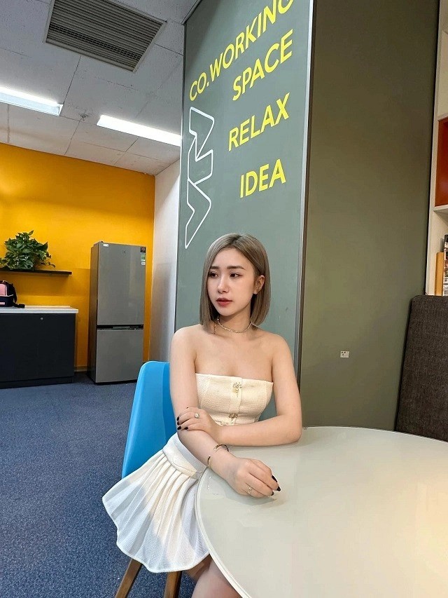 Gương mặt và đôi mắt của Tiểu Hý có sự thay đổi. Ảnh FBNV Gương mặt và đôi mắt của Tiểu Hý có sự thay đổi. Ảnh FBNV