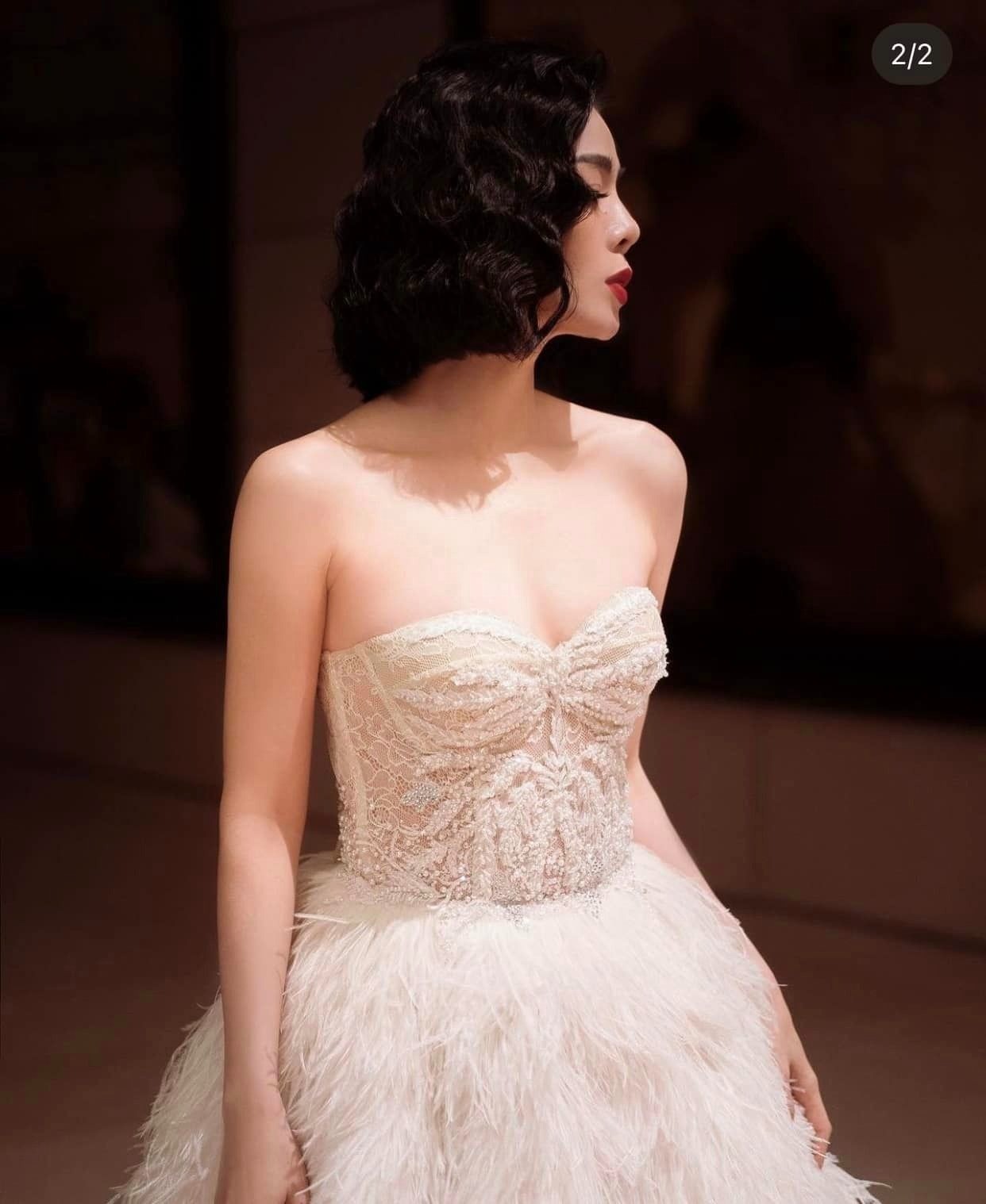 Lệ Quyên cũng nhiều lần bị đồn kết hôn với Lâm Bảo Châu.