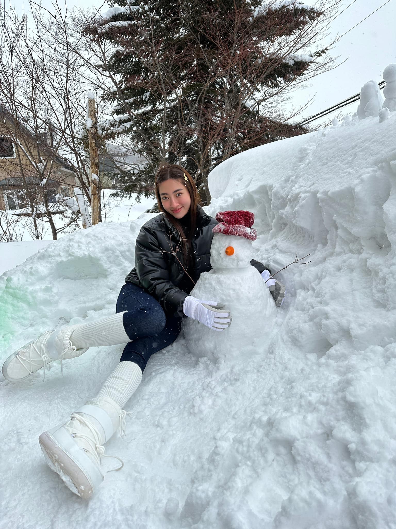 Hoa hậu Lương Thùy Linh bất ngờ công khai 'người yêu': Thiên Ân, Đỗ Thị Hà lập tức có động thái - Ảnh 1