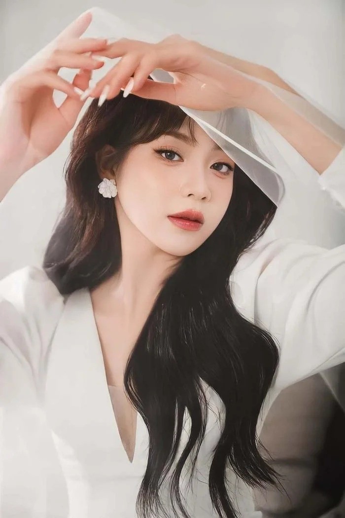 Thanh Thủy sở hữu gương mặt tỷ lệ vàng. Ảnh FBNV