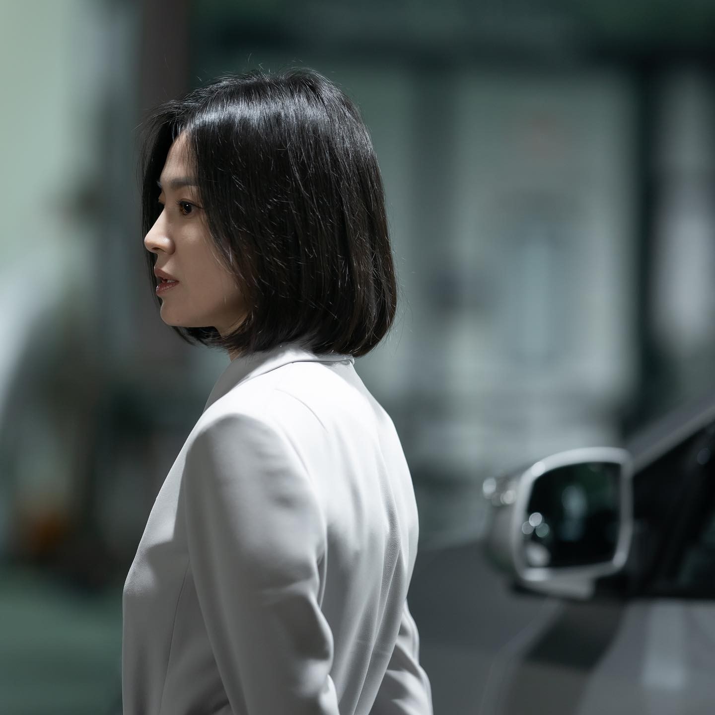 Song Hye Kyo tung loạt ảnh trong hậu trường 'The Glory': Biểu cảm gây sốt mạng - Ảnh 6