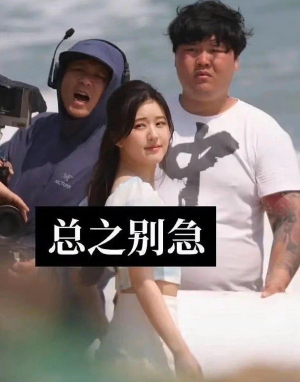 'Búp bê cổ trang' Triệu Lộ Tư để lộ nhan sắc ngoài đời thực chưa chỉnh sửa gây thất vọng - Ảnh 1