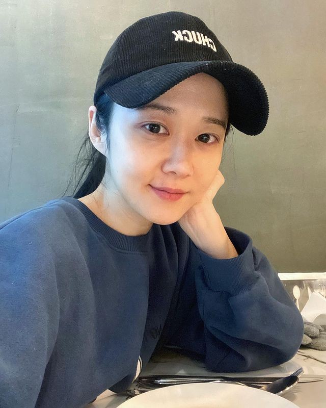 Nhan sắc trẻ trung của Jang Nara ở tuổi 42. Nhan sắc trẻ trung của Jang Nara ở tuổi 42.