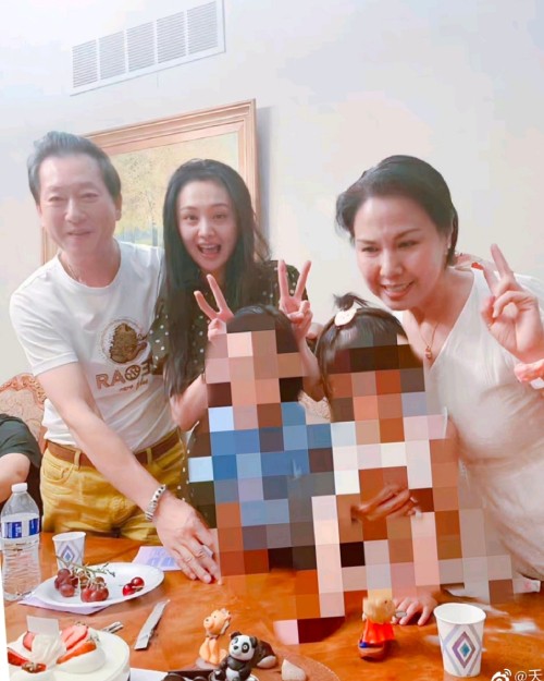 Bố Trịnh Sảng bất ngờ phản đòn, bóc trần con người thật của Trương Hằng để minh oan cho con gái 4 Bố Trịnh Sảng bất ngờ phản đòn, bóc trần con người thật của Trương Hằng để minh oan cho con gái 4