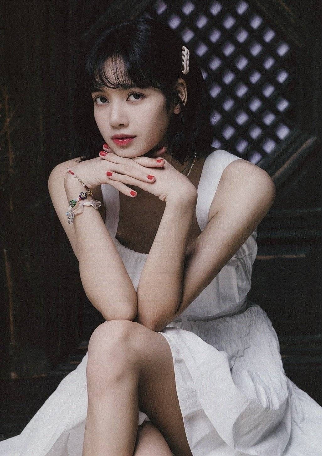 Mặt mộc của Lisa (BLACKPINK) thế nào mà thu hút hơn 20 triệu lượt xem? 4 Mặt mộc của Lisa (BLACKPINK) thế nào mà thu hút hơn 20 triệu lượt xem? 4
