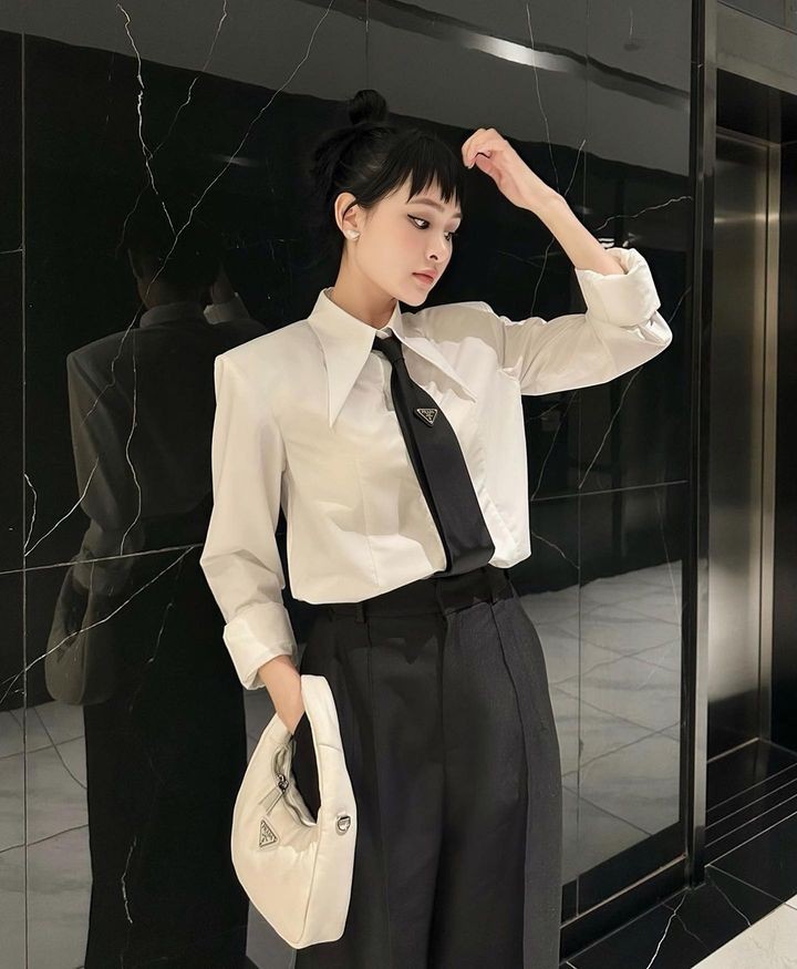 Hiền Hồ vẫn đang chật vật để lấy lại hình ảnh trong lòng người hâm mộ sau bê bối tình ái. Ảnh IGNV Hiền Hồ vẫn đang chật vật để lấy lại hình ảnh trong lòng người hâm mộ sau bê bối tình ái. Ảnh IGNV
