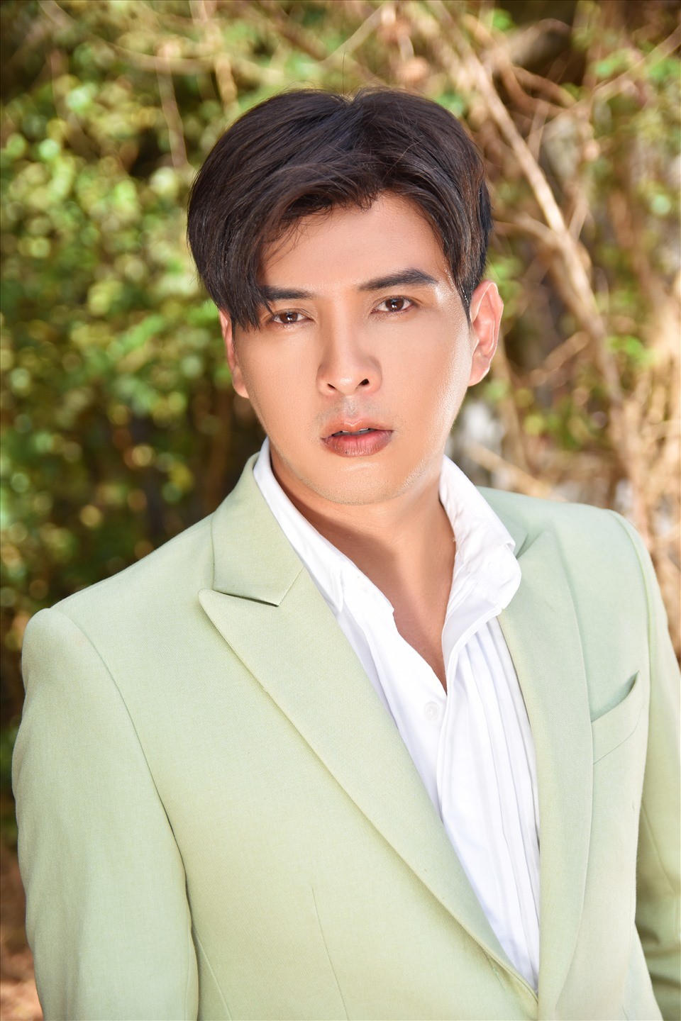 Không giấu giếm, Hồ Quang Hiếu thẳng thắn thừa nhận có người yêu trong giới - Ảnh 1