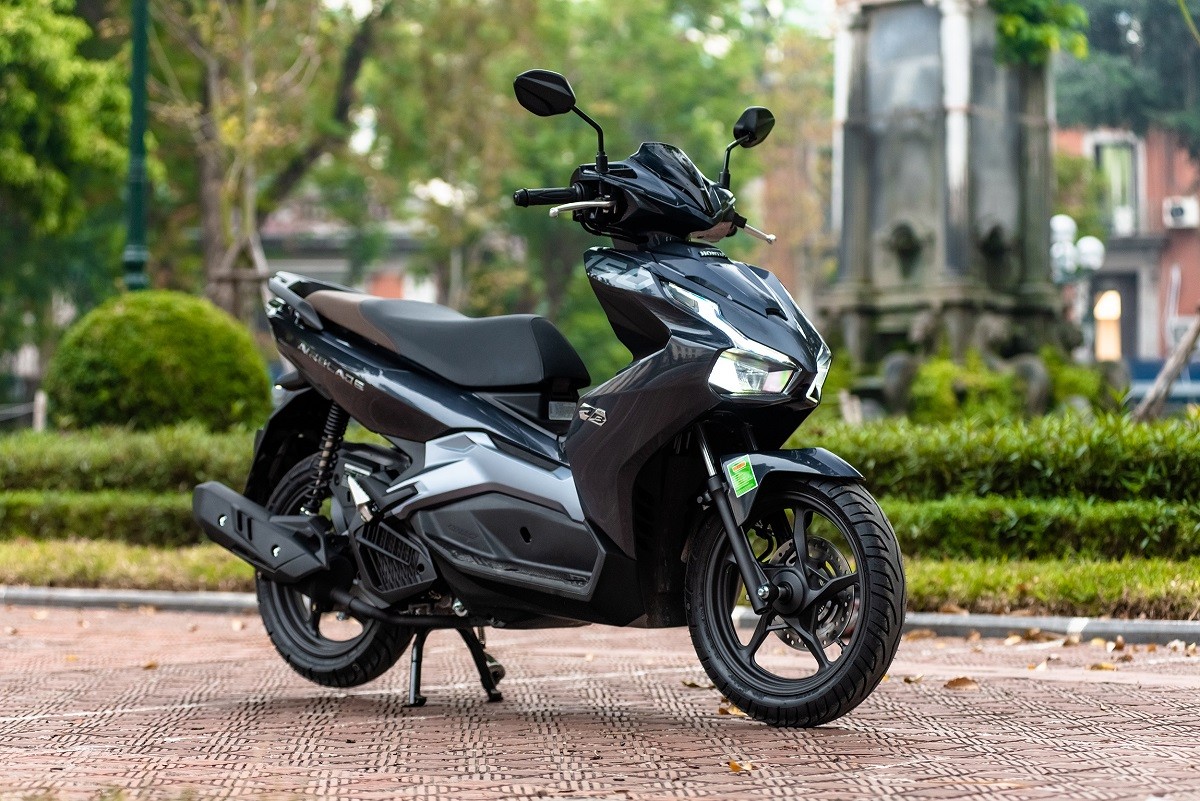 Honda Air Blade gây sốt khi đang bán ra với giá chỉ gần 40 triệu đồng 1 Honda Air Blade gây sốt khi đang bán ra với giá chỉ gần 40 triệu đồng 1