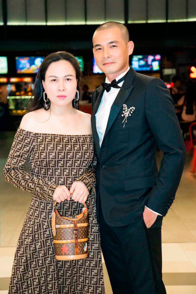 Phượng Chanel và Quách Ngọc Ngoan thời còn mặn nồng. Phượng Chanel và Quách Ngọc Ngoan thời còn mặn nồng.