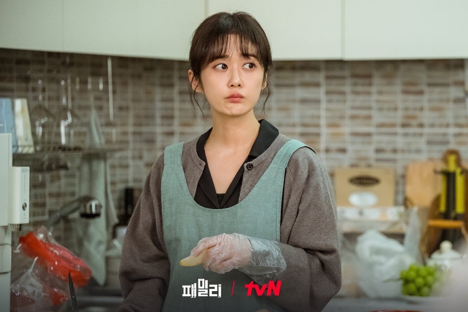 Jang Nara gây sốt với nhan sắc trẻ trung ở tuổi 42, xứng danh 'ma cà rồng' của Kbiz 4 Jang Nara gây sốt với nhan sắc trẻ trung ở tuổi 42, xứng danh 'ma cà rồng' của Kbiz 4