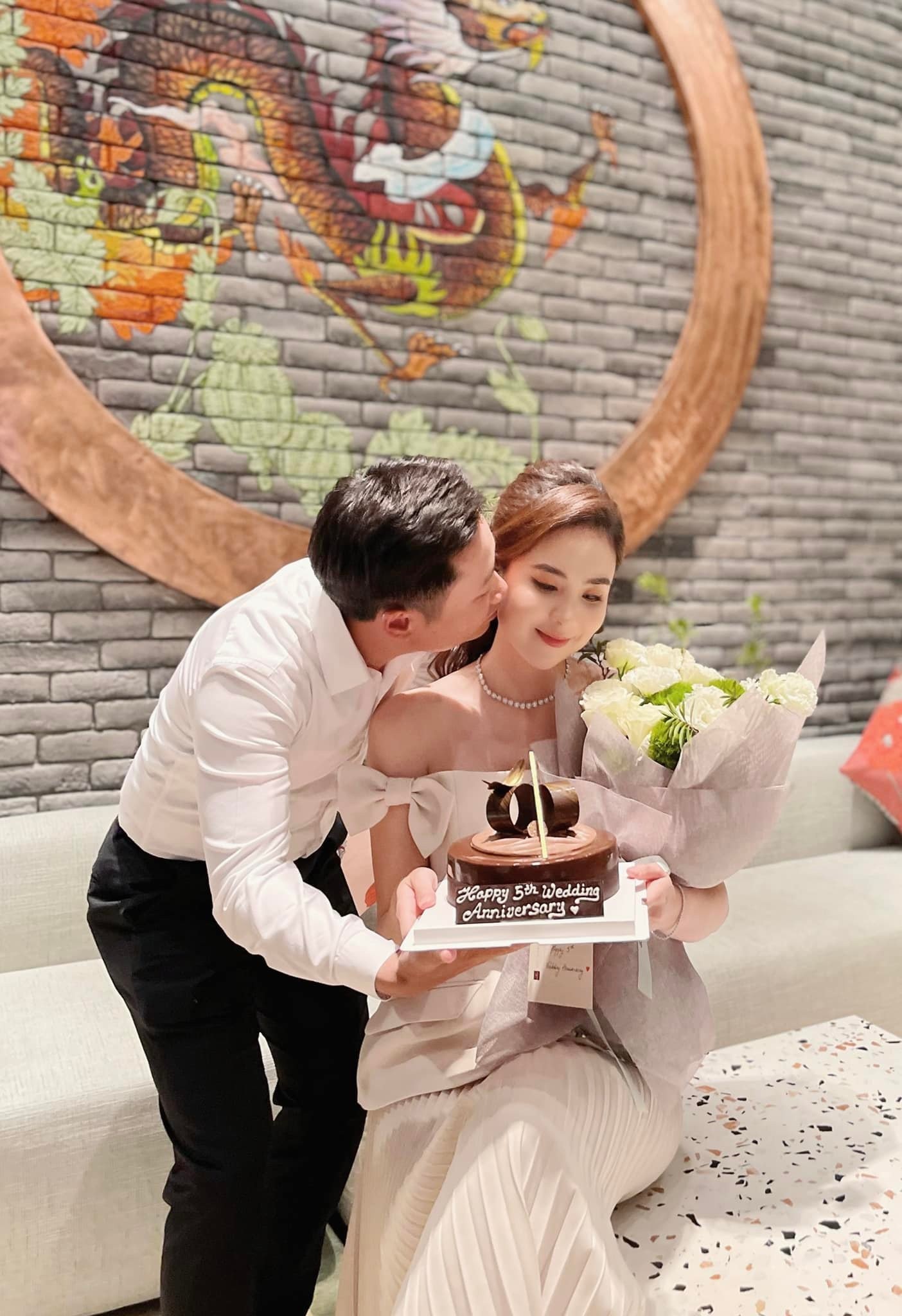 'MC thời tiết xinh nhất VTV' hé lộ bí kíp 'cưa' bạn gái cho đàn ông 'ế' 4 'MC thời tiết xinh nhất VTV' hé lộ bí kíp 'cưa' bạn gái cho đàn ông 'ế' 4