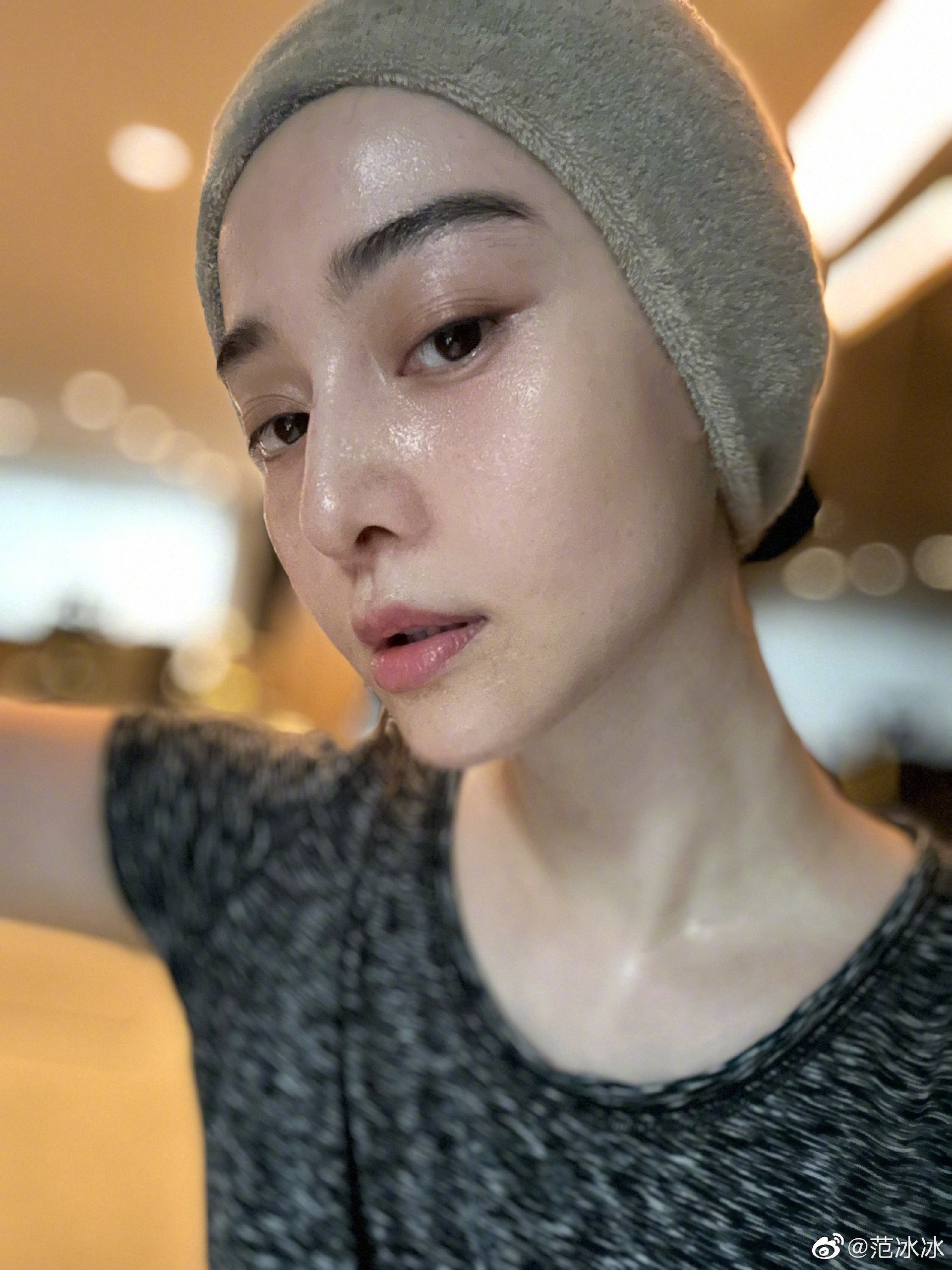 Làn da đẹp không tỳ vết của Phạm Băng Băng.