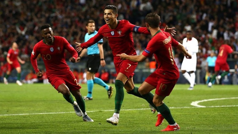 Nhận định Ireland vs Bồ Đào Nha (02h45, 12/11) vòng loại World Cup 2022: Khó cản Ronaldo 1