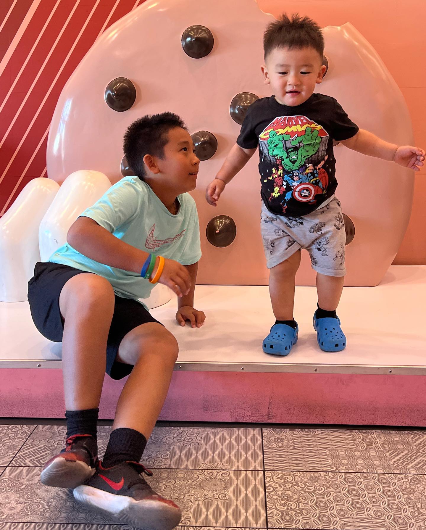 2 cháu ngoại của Phi Nhung