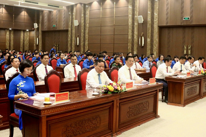 Các đại biểu tham dự lễ phát động