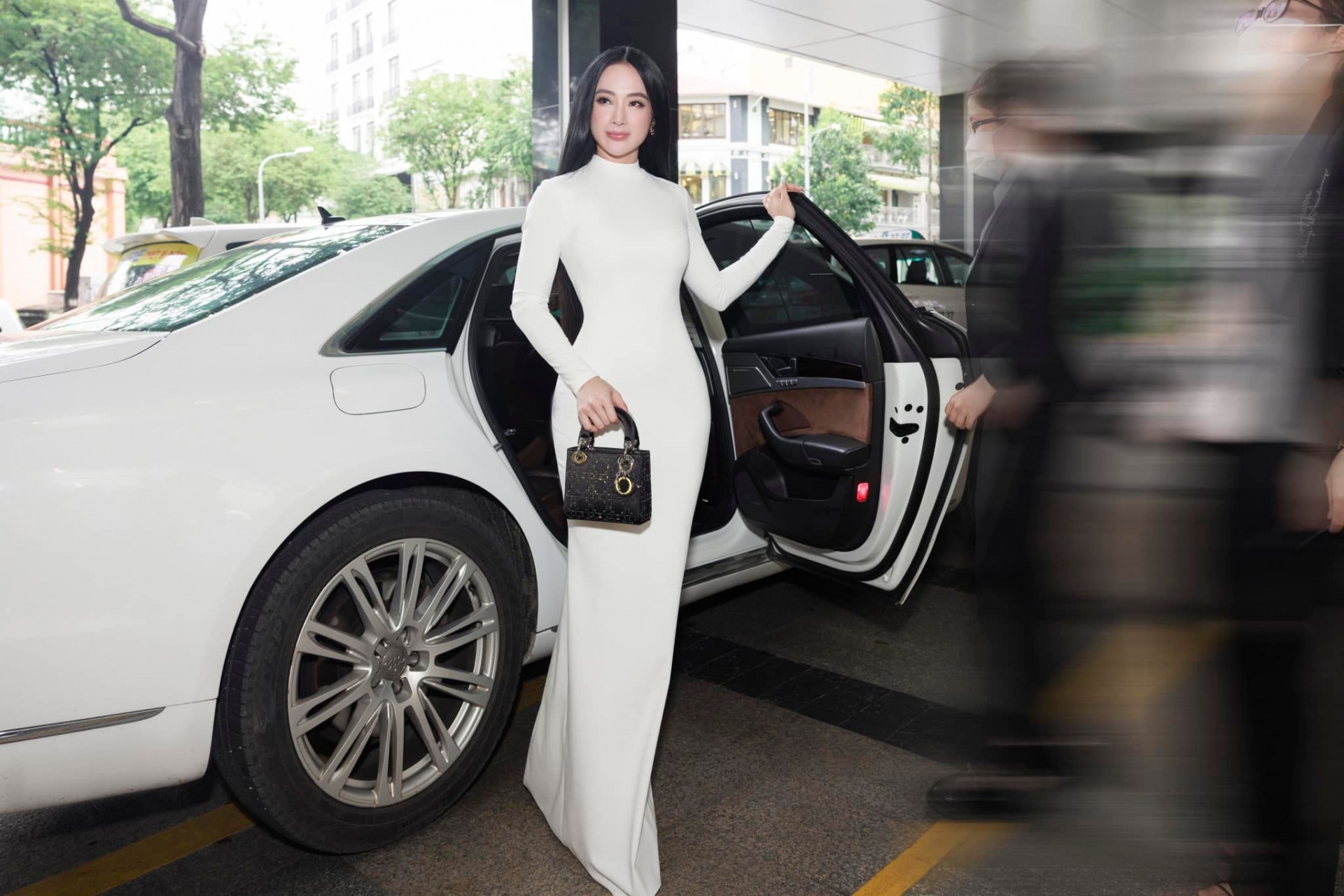 Angela Phương Trinh xuất hiện tại sự kiện diễn ra ở TP.HCM sau bao năm vắng bóng Angela Phương Trinh xuất hiện tại sự kiện diễn ra ở TP.HCM sau bao năm vắng bóng