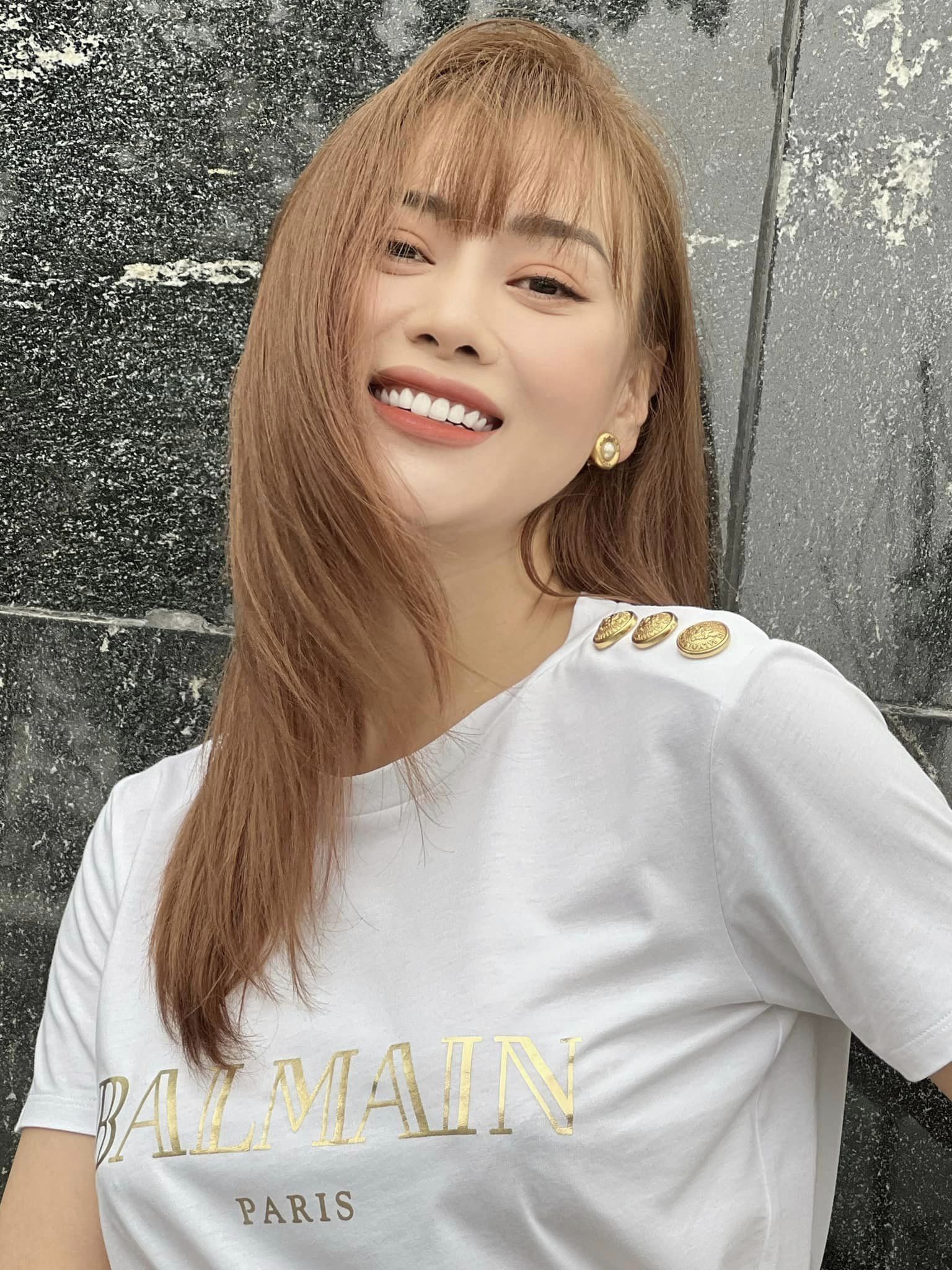 Mái tóc cực cháy giúp cô nàng trở nên trẻ trung, xinh đẹp