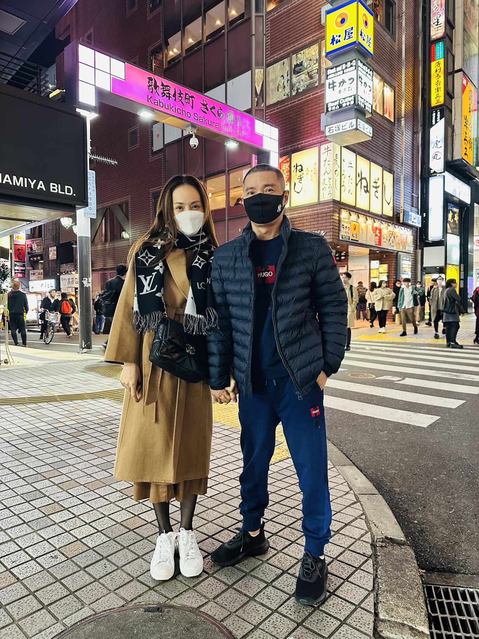 NSND Công Lý và bà xã (Ảnh: FBNV)