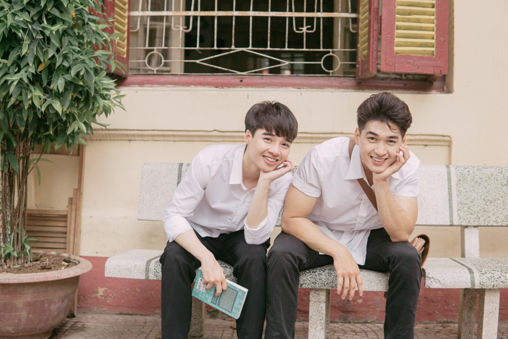 Tun Phạm tham gia vào MV đam mỹ Tình Nào Không Như Tình Đầu của Trung Quân