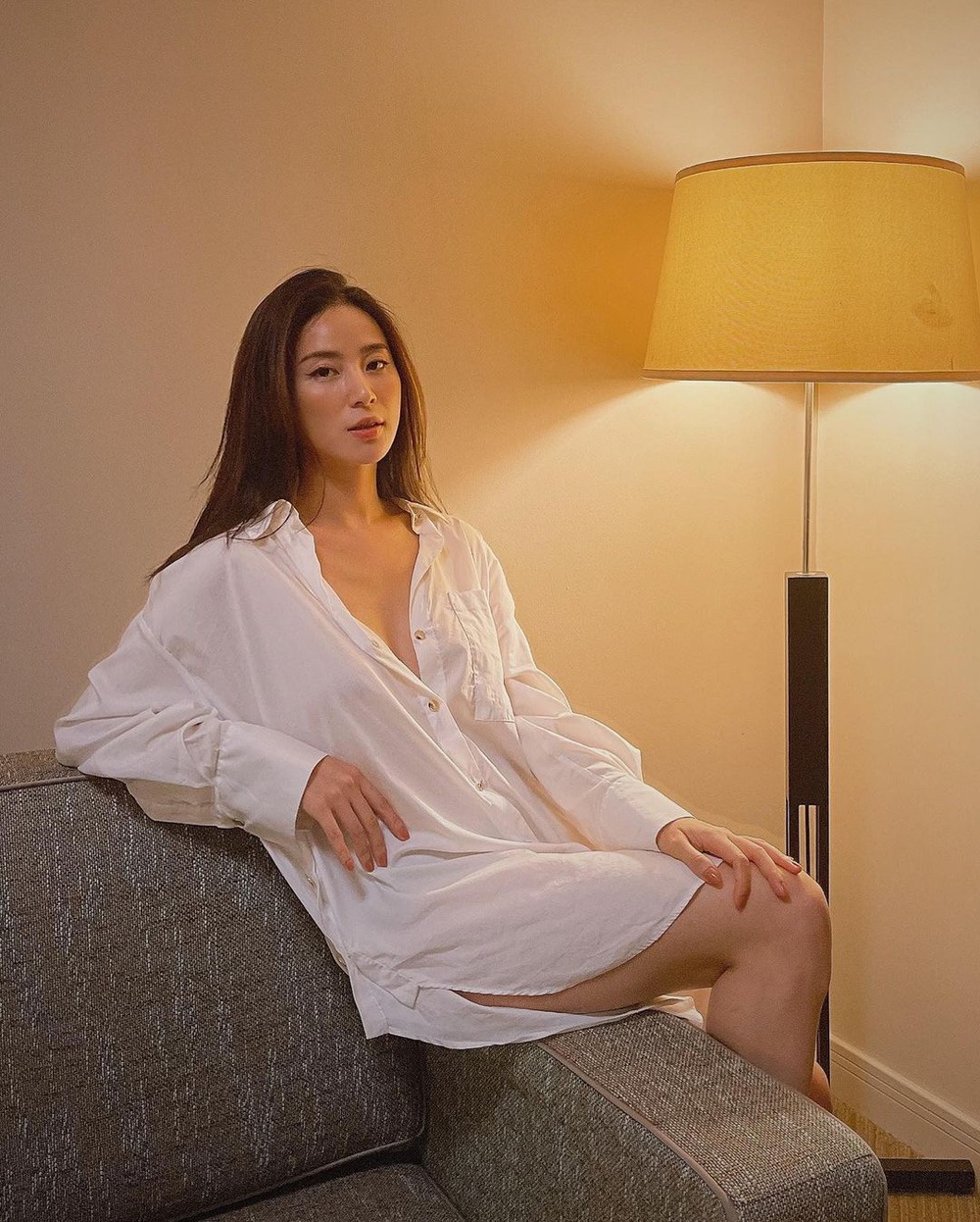 Miss Audition Ngọc Anh được dân tình hài hước cho rằng bị 'thời gian bỏ quên' do nhan sắc bền bỉ theo năm tháng