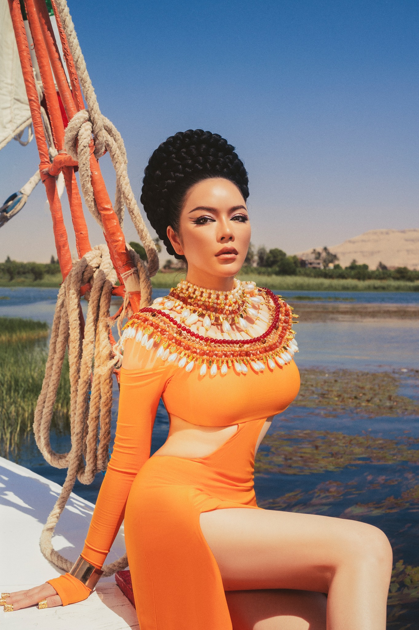 Hiện tại, Lỹ Nhã Kỳ vẫn chưa lập gia đình. Cô tận hưởng cuộc sống thoải mái