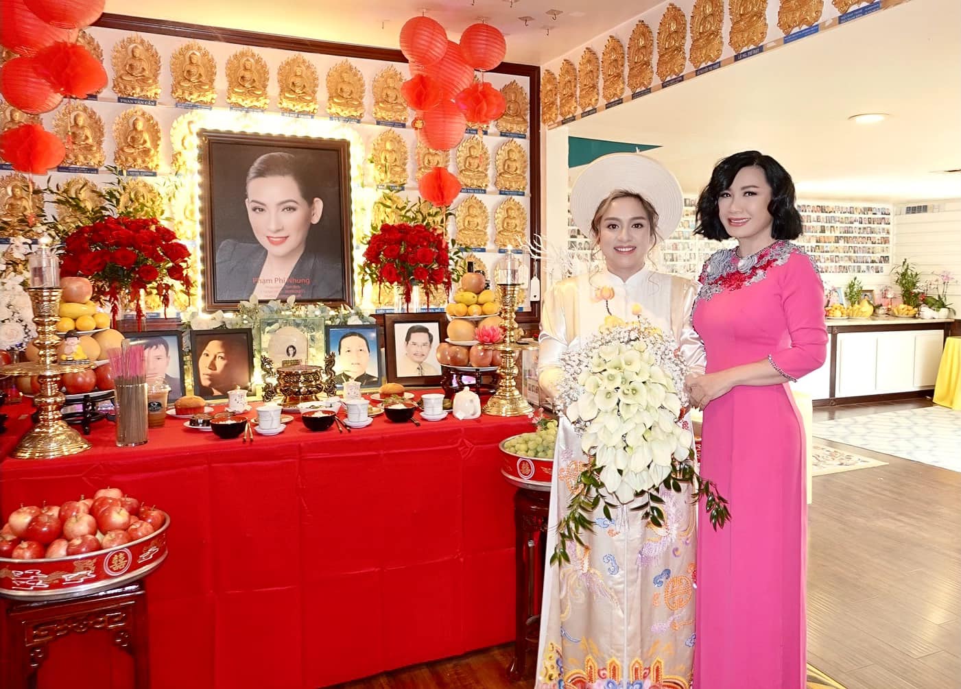 Trizzie Phương Trinh đã có mặt để chung vui, chứng kiến khoảnh khắc hạnh phúc của vợ chồng Wendy Phạm